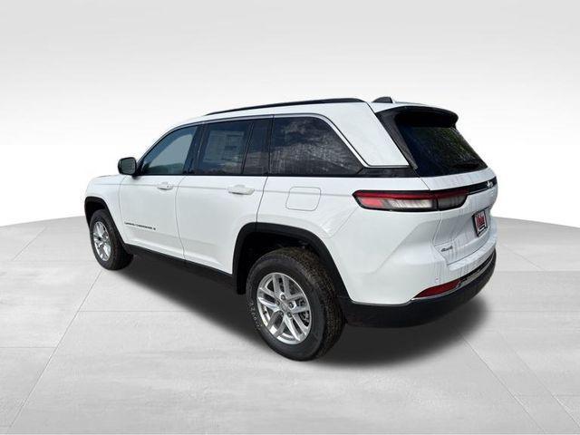 new 2025 Jeep Grand Cherokee car, priced at $38,882