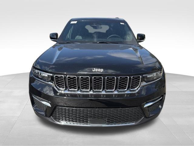 new 2025 Jeep Grand Cherokee car, priced at $40,678