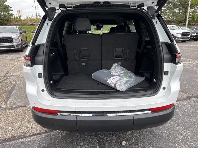 new 2025 Jeep Grand Cherokee L car, priced at $41,060