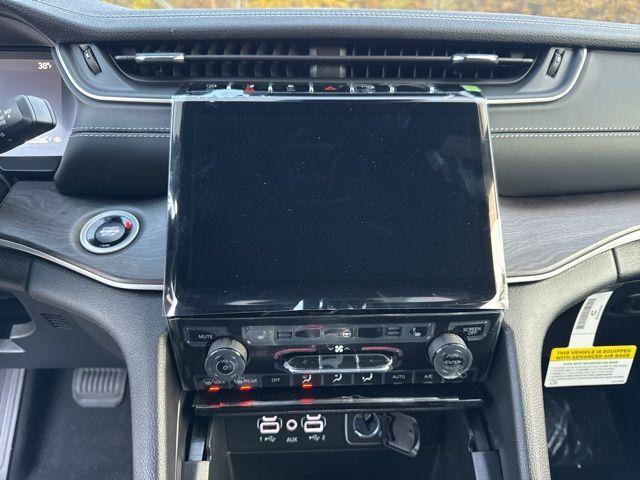 new 2025 Jeep Grand Cherokee car, priced at $49,485