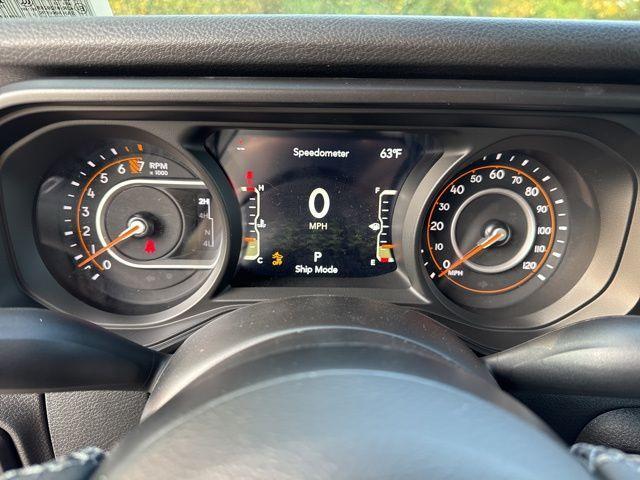 new 2025 Jeep Gladiator car, priced at $49,330
