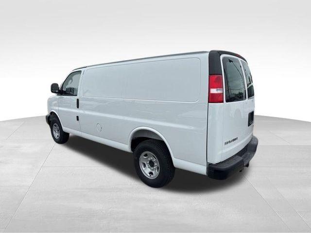 new 2025 GMC Savana 3500 car, priced at $47,392