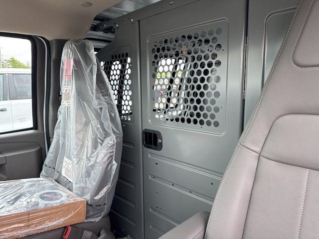 new 2025 GMC Savana 3500 car, priced at $47,392