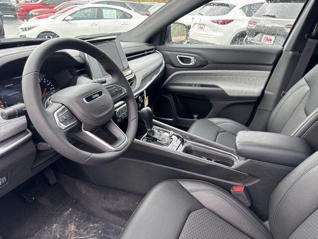 new 2025 Jeep Compass car, priced at $25,256