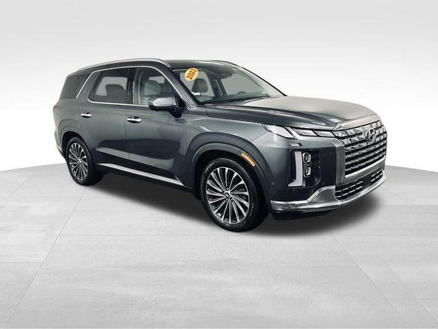 used 2023 Hyundai Palisade car, priced at $41,162