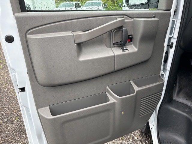 new 2025 GMC Savana 3500 car, priced at $51,500