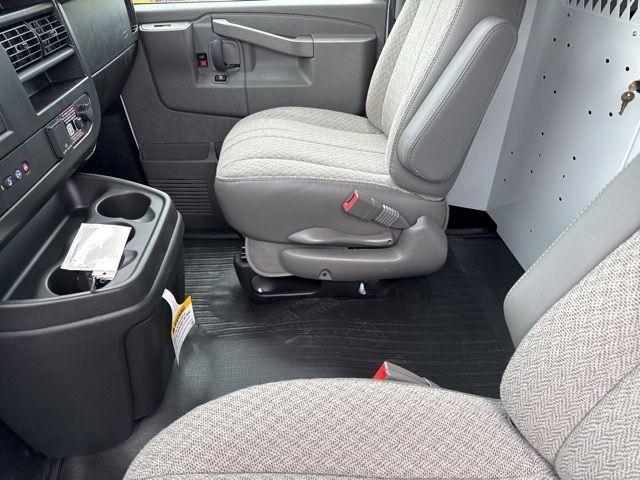 new 2025 GMC Savana 3500 car, priced at $51,500