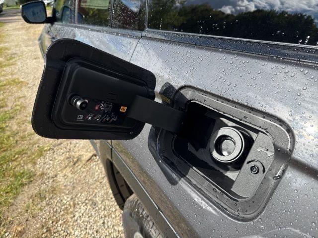 new 2025 Jeep Grand Cherokee car, priced at $37,328