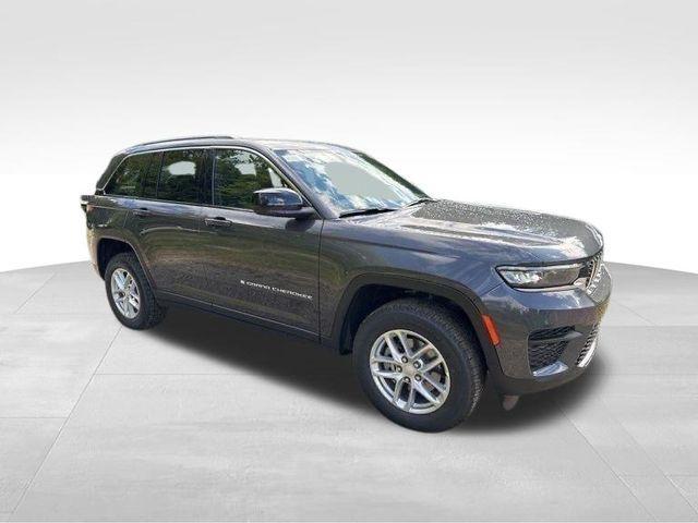 new 2025 Jeep Grand Cherokee car, priced at $37,328