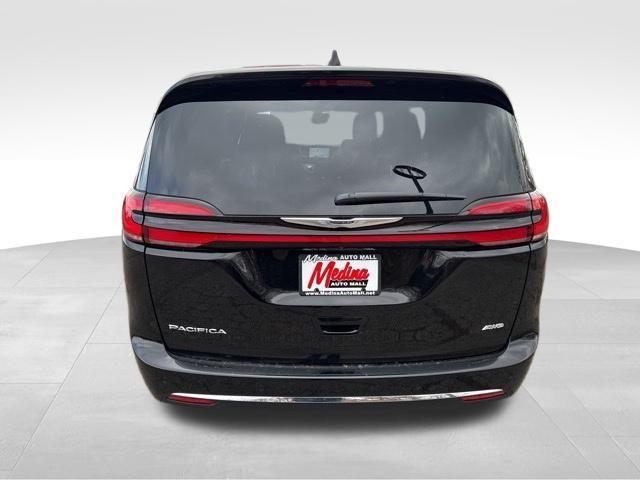 new 2025 Chrysler Pacifica car, priced at $39,831