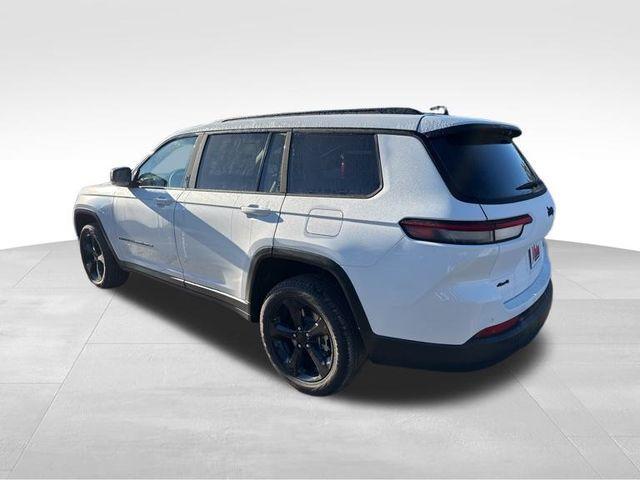 new 2025 Jeep Grand Cherokee L car, priced at $45,431