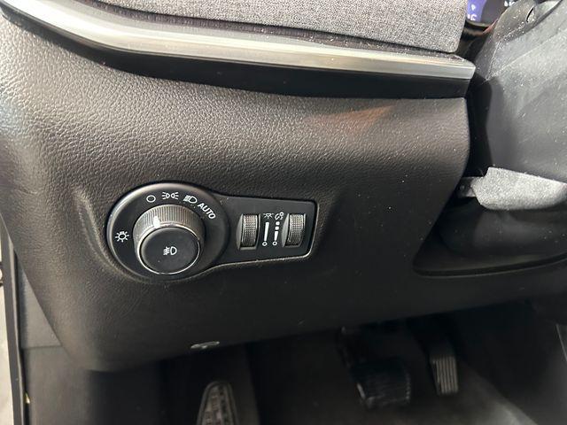 used 2022 Jeep Compass car, priced at $22,444