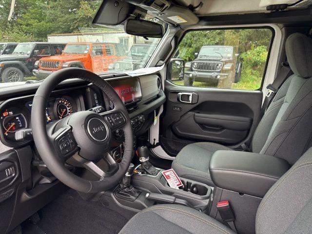 new 2025 Jeep Wrangler car, priced at $46,750
