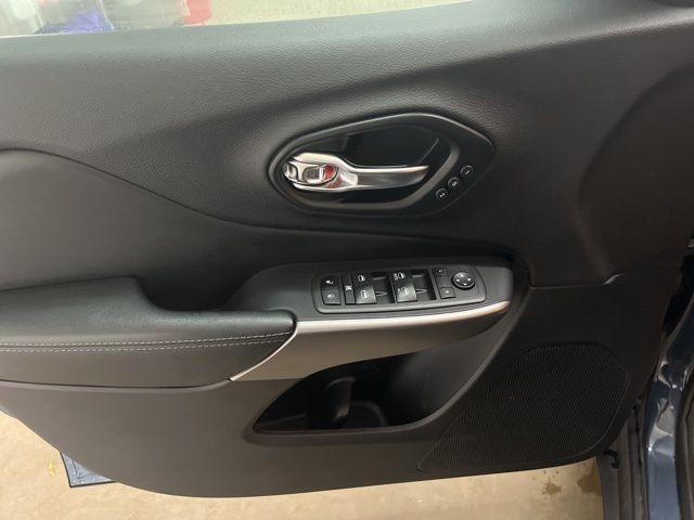 used 2021 Jeep Cherokee car, priced at $23,794