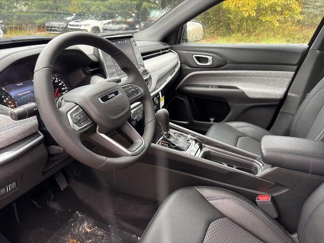 new 2025 Jeep Compass car, priced at $25,786