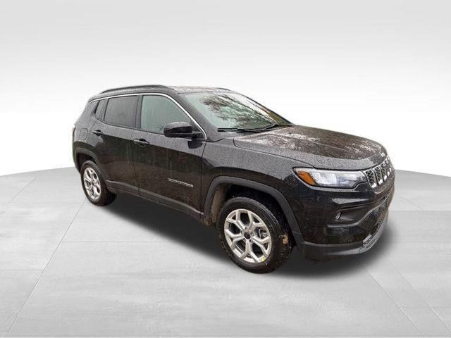 new 2025 Jeep Compass car, priced at $25,786