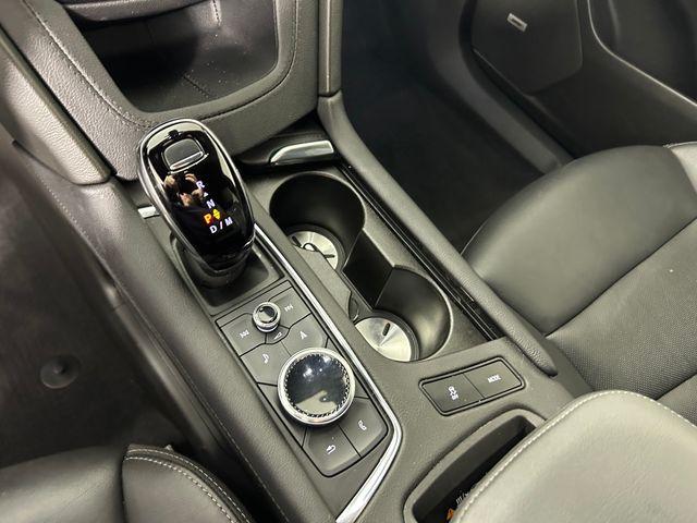 used 2023 Cadillac XT6 car, priced at $46,995