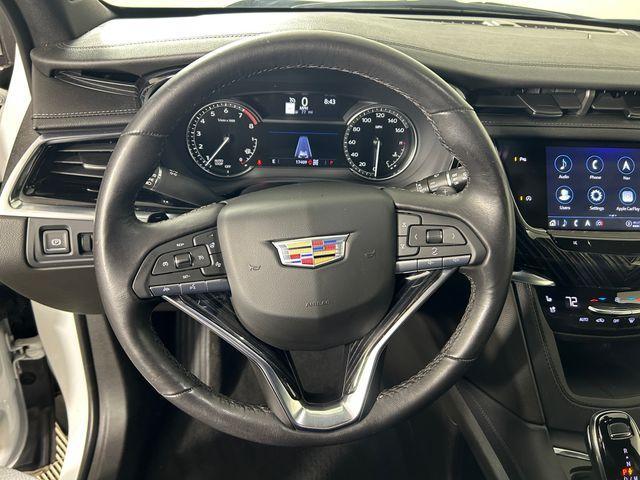 used 2023 Cadillac XT6 car, priced at $46,995