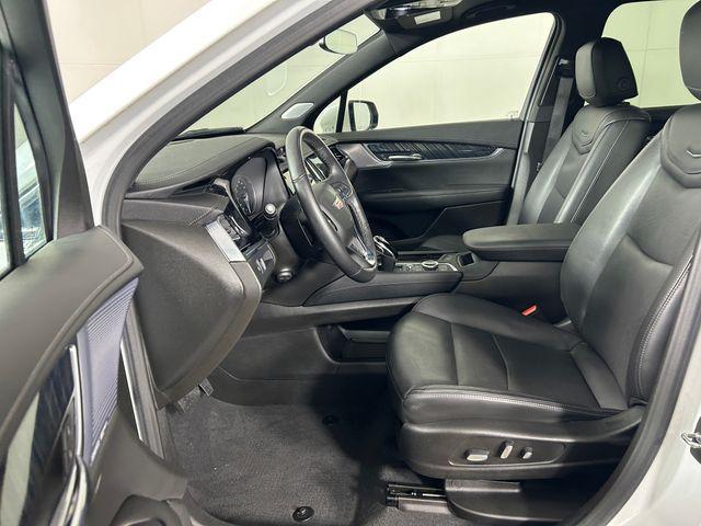 used 2023 Cadillac XT6 car, priced at $46,995