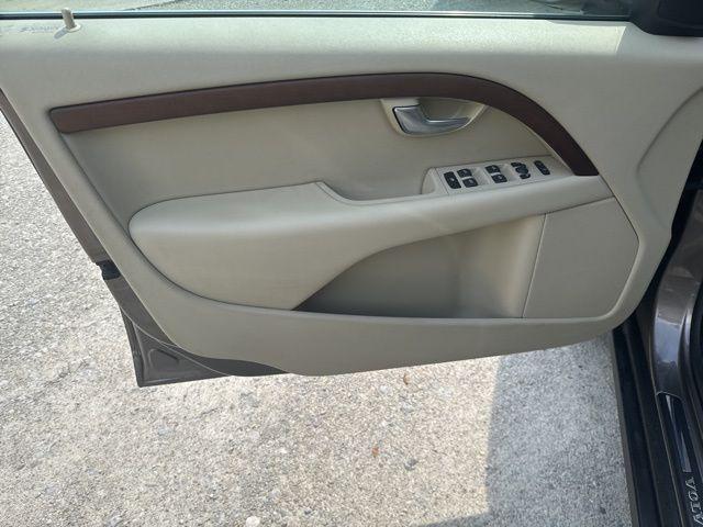 used 2011 Volvo XC70 car, priced at $8,995