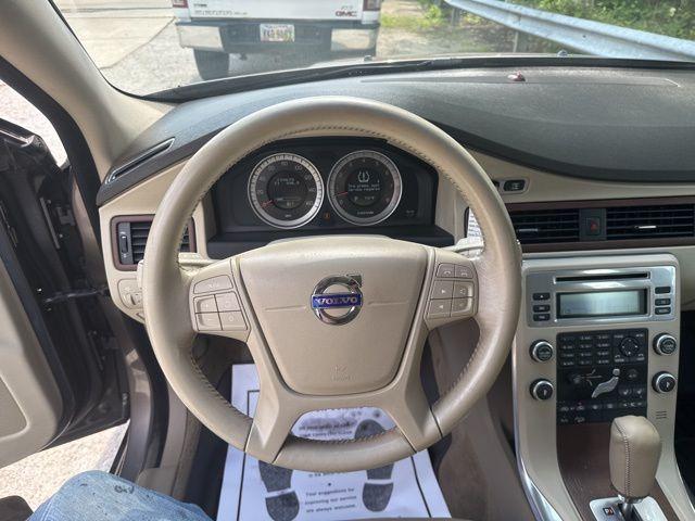used 2011 Volvo XC70 car, priced at $8,995