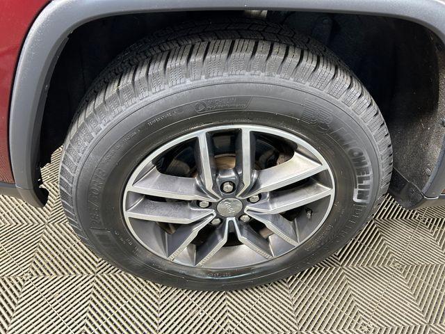 used 2017 Jeep Grand Cherokee car, priced at $16,987