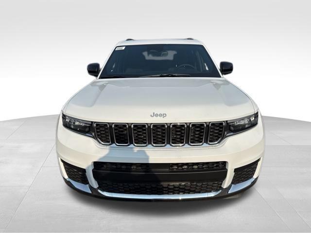 new 2025 Jeep Grand Cherokee L car, priced at $42,334