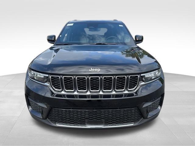 new 2025 Jeep Grand Cherokee car, priced at $35,754