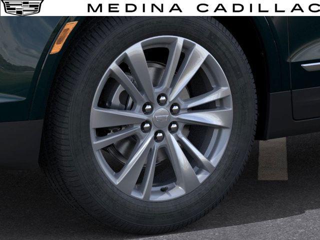 new 2025 Cadillac XT5 car, priced at $54,915