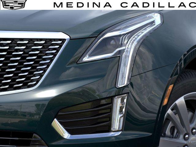 new 2025 Cadillac XT5 car, priced at $54,915