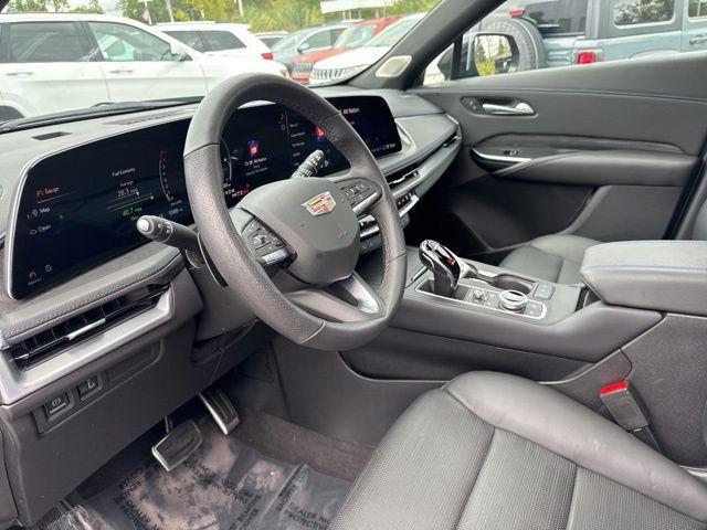 used 2024 Cadillac XT4 car, priced at $40,997