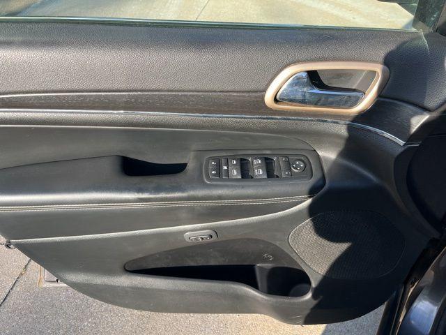 used 2015 Jeep Grand Cherokee car, priced at $9,988