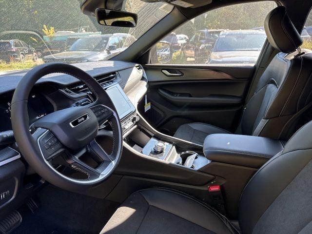 new 2025 Jeep Grand Cherokee L car, priced at $42,766