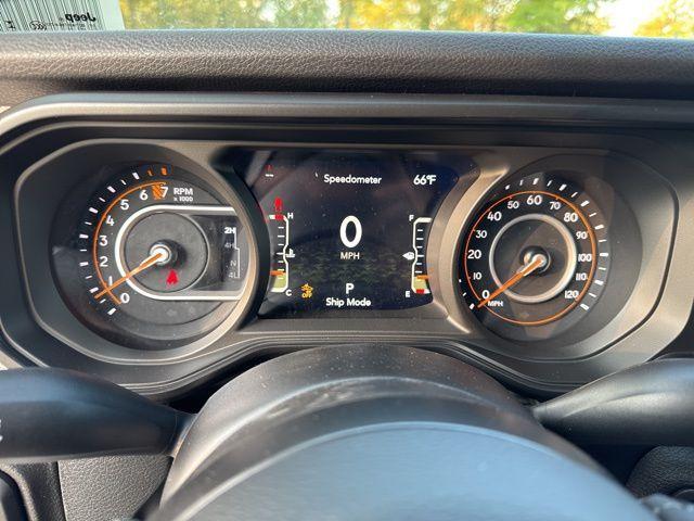 new 2025 Jeep Gladiator car, priced at $48,735