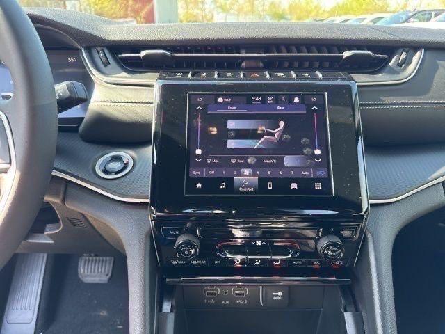 new 2025 Jeep Grand Cherokee L car, priced at $37,242