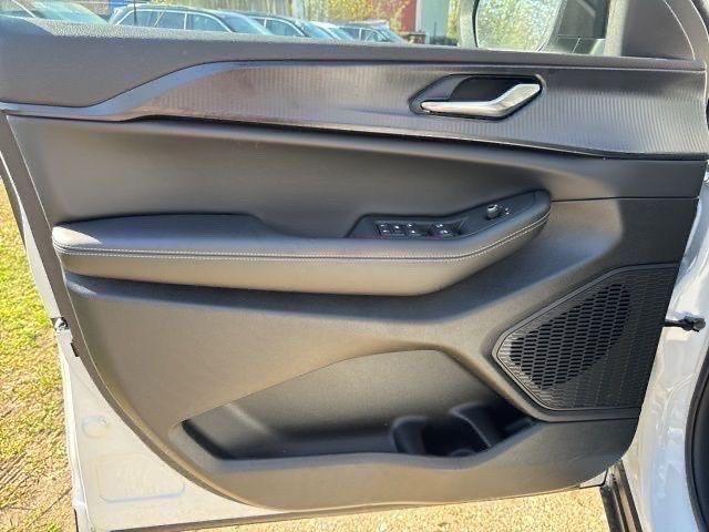 new 2025 Jeep Grand Cherokee L car, priced at $37,242