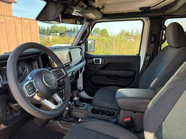new 2025 Jeep Wrangler car, priced at $46,517
