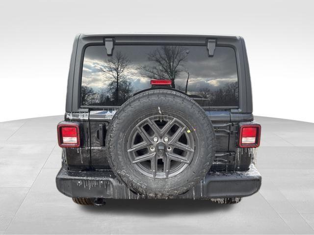new 2025 Jeep Wrangler car, priced at $40,516