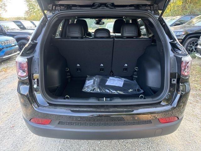 new 2025 Jeep Compass car, priced at $30,533