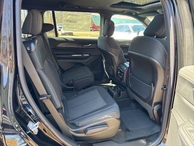 new 2025 Jeep Grand Cherokee L car, priced at $41,134