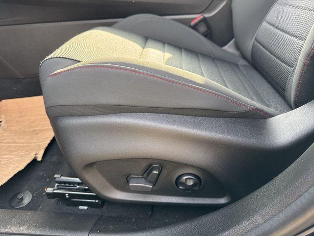 new 2025 Dodge Hornet car, priced at $39,239
