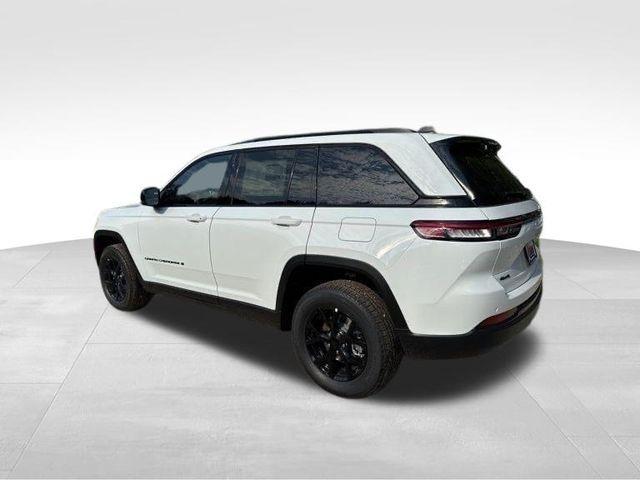 new 2025 Jeep Grand Cherokee car, priced at $39,598