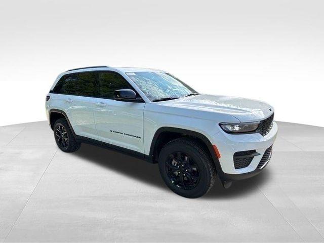 new 2025 Jeep Grand Cherokee car, priced at $39,598