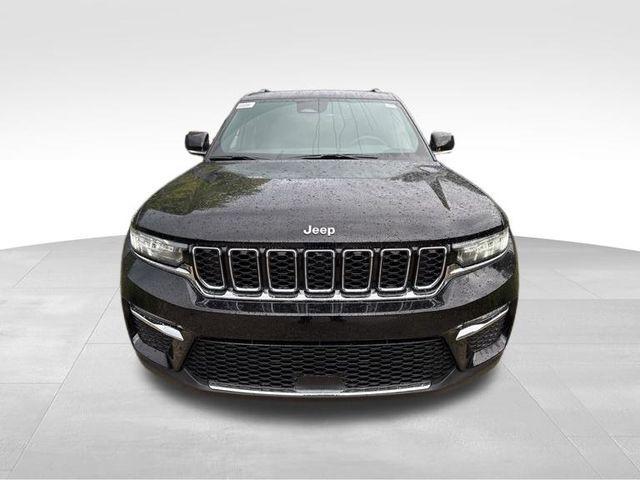 new 2025 Jeep Grand Cherokee car, priced at $40,678