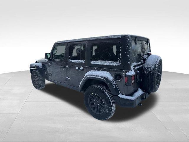 new 2025 Jeep Wrangler car, priced at $41,557