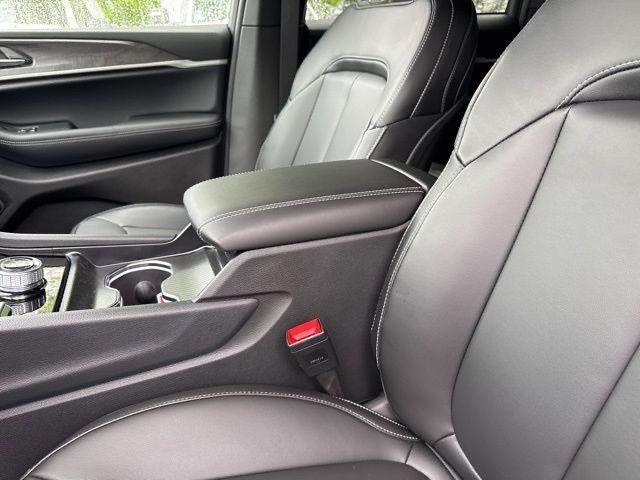 new 2025 Jeep Grand Cherokee car, priced at $46,761