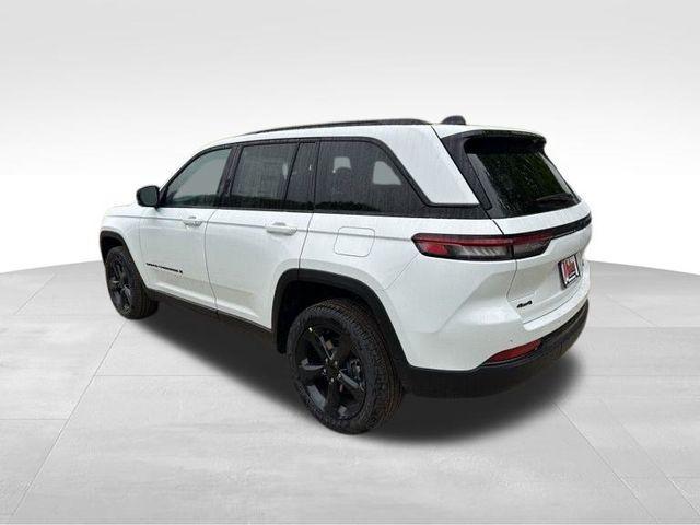 new 2025 Jeep Grand Cherokee car, priced at $46,761
