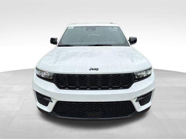 new 2025 Jeep Grand Cherokee car, priced at $46,761