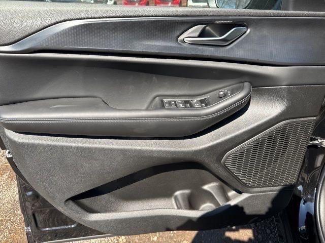 new 2025 Jeep Grand Cherokee L car, priced at $39,644