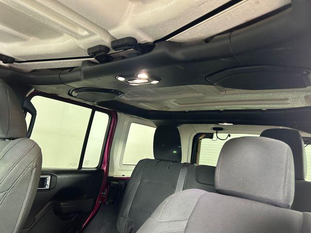 used 2022 Jeep Wrangler Unlimited car, priced at $33,701